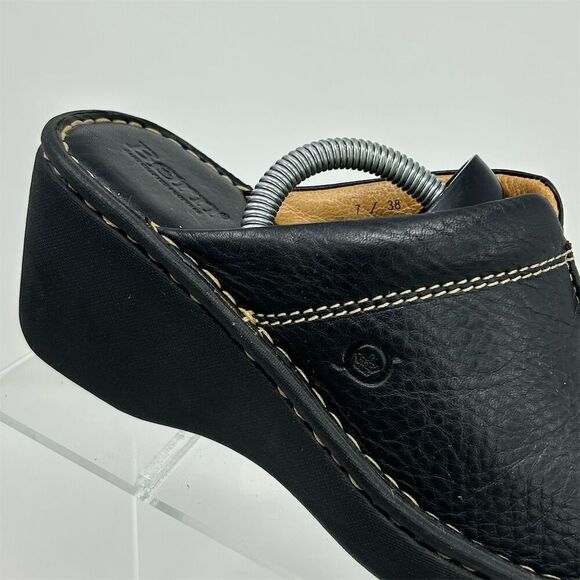 Born Women's Slip On Black Leather Mules Clogs Heels Size 7 Comfort Casual - Picture 2 of 14